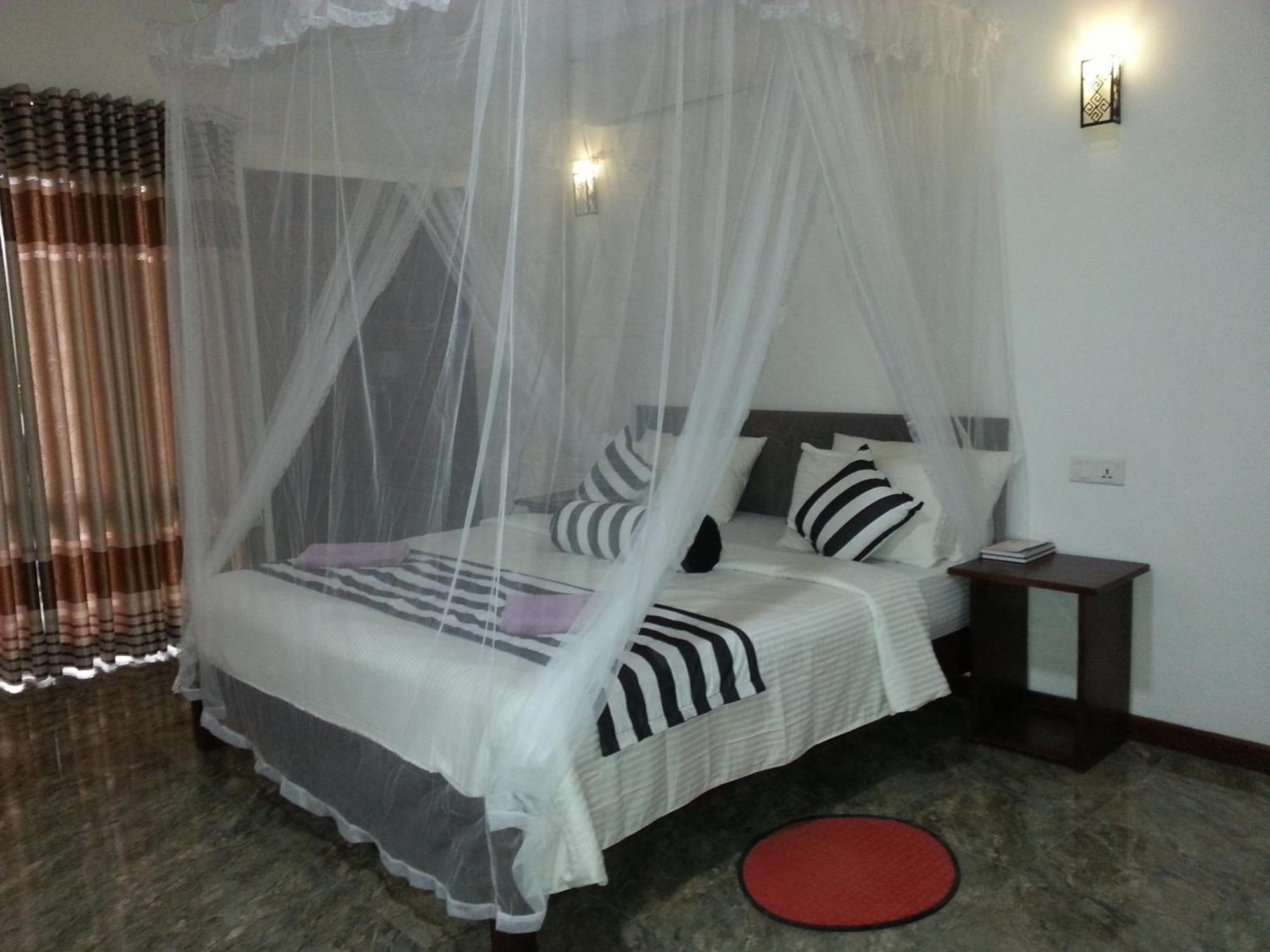 Wow Home Stay Ella Esterno foto